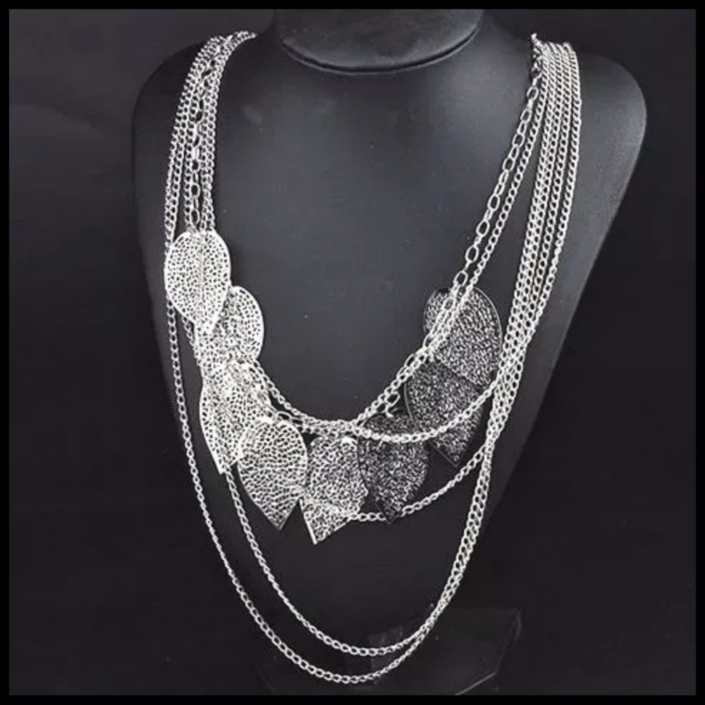 Dangling Leaf Layered Necklace - Picture 4 of 8